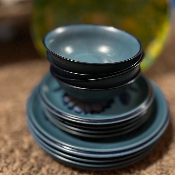 Vintage Genuine Stoneware dishes. - Picture 5 of 7